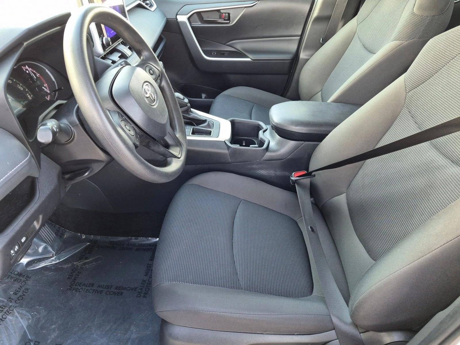 2024 Toyota RAV4 LE FWD (GS)