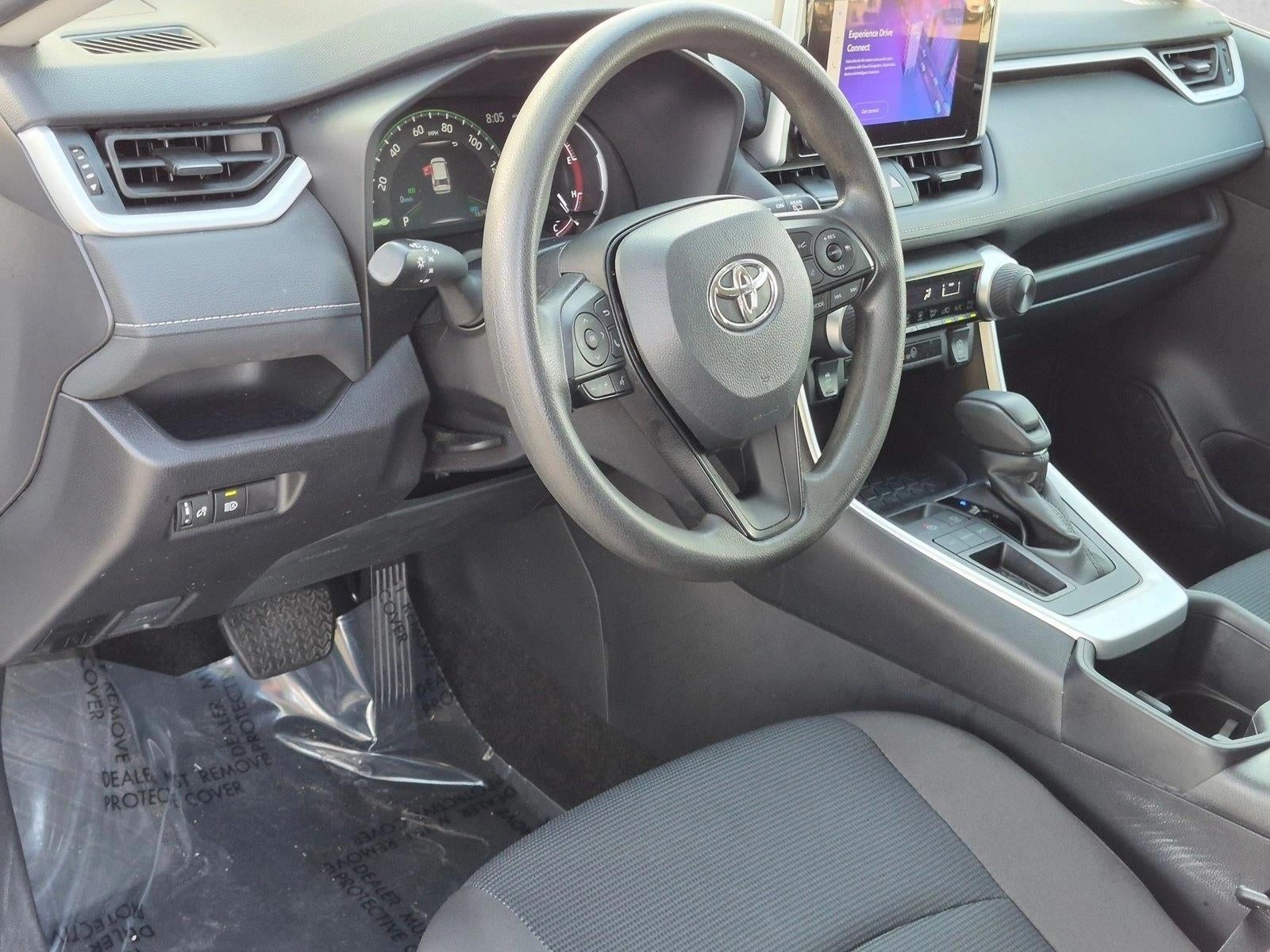 2024 Toyota RAV4 LE FWD (GS)