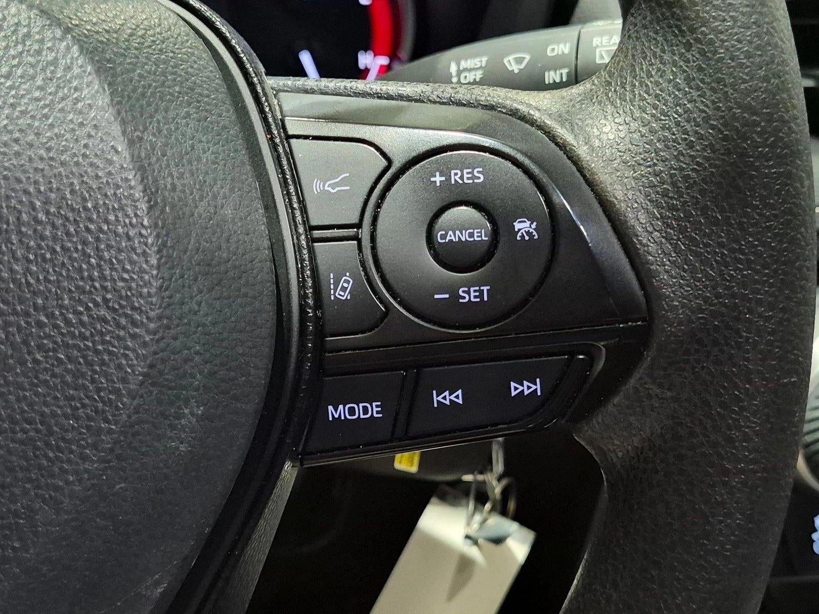 2024 Toyota RAV4 LE FWD (GS)