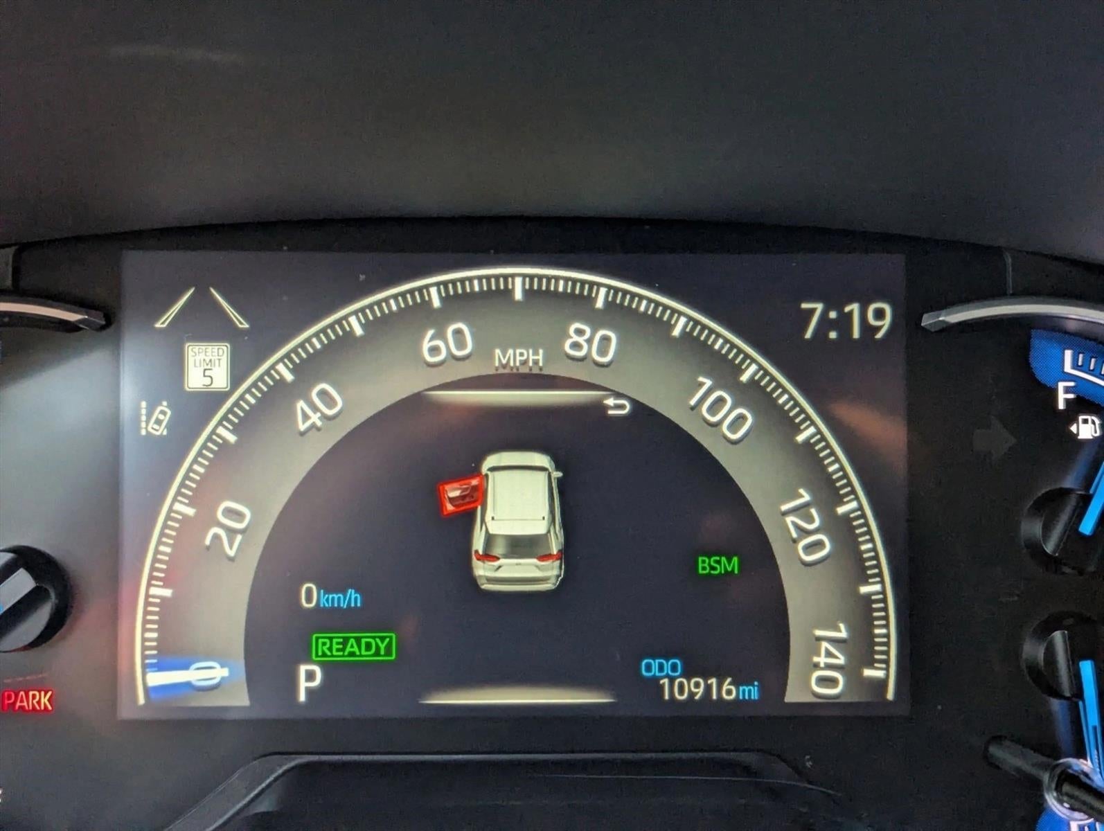 2024 Toyota RAV4 Hybrid Woodland AWD (Natl)