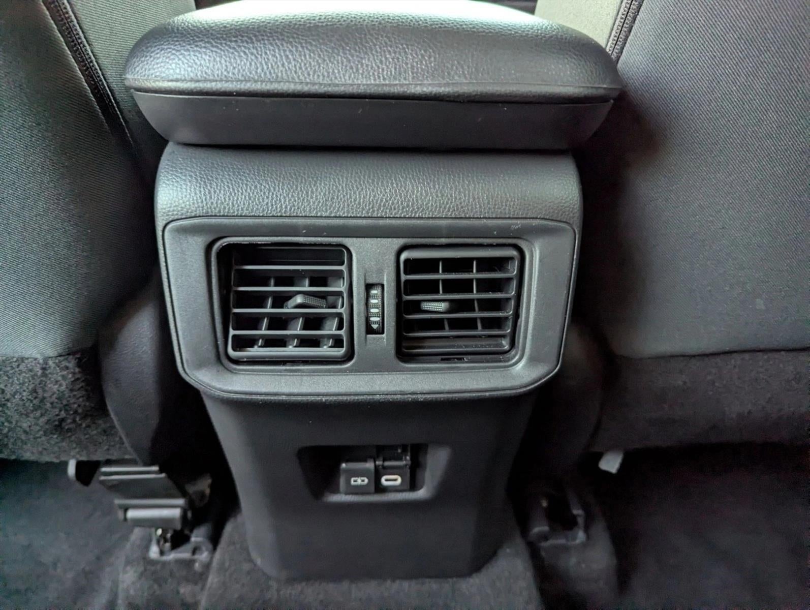 2024 Toyota RAV4 Hybrid Woodland AWD (Natl)