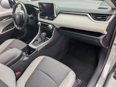 2025 Toyota RAV4 XLE FWD (GS)