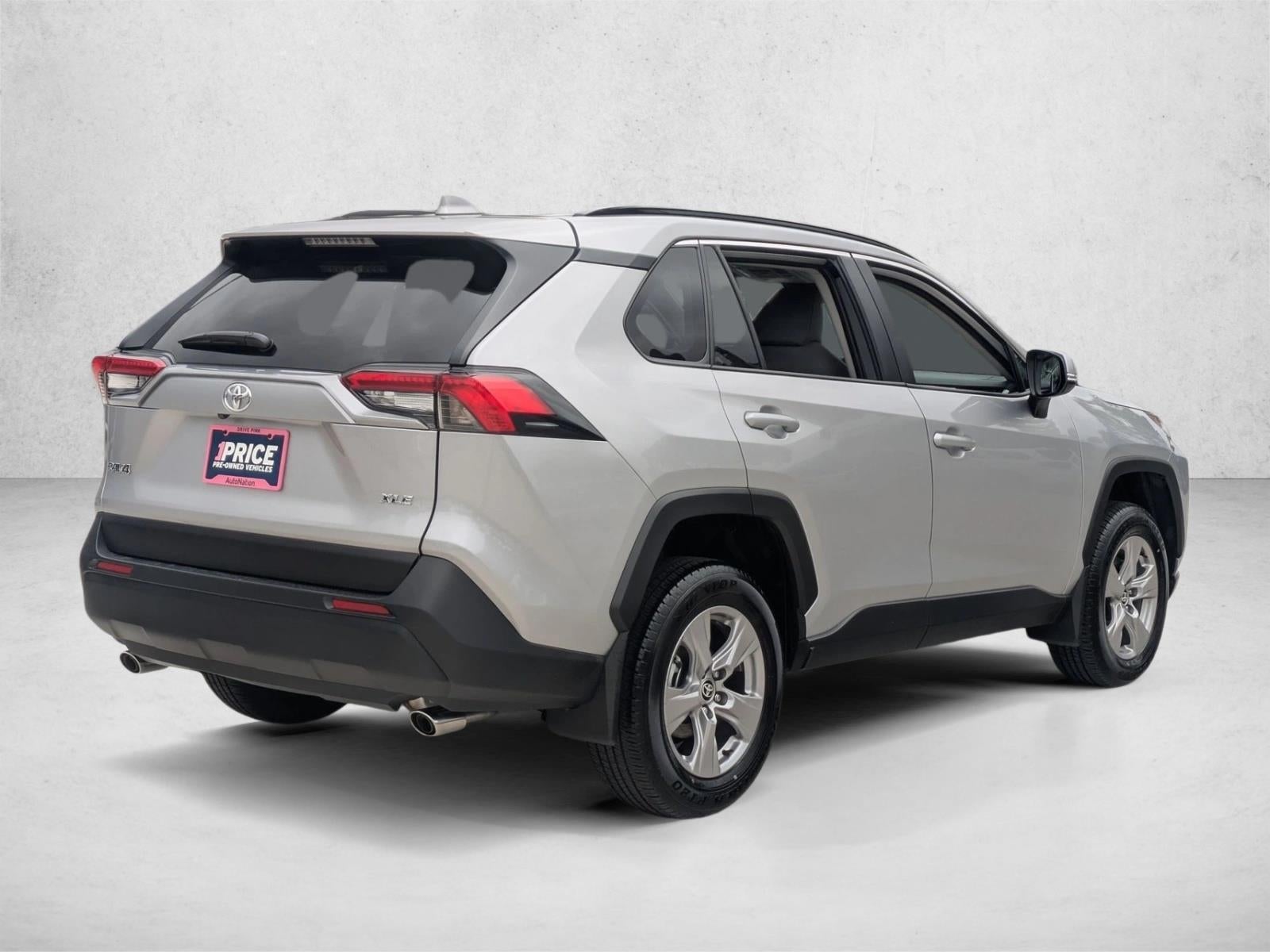 2025 Toyota RAV4 XLE FWD (GS)