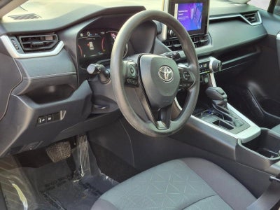 2023 Toyota RAV4 XLE FWD (GS)