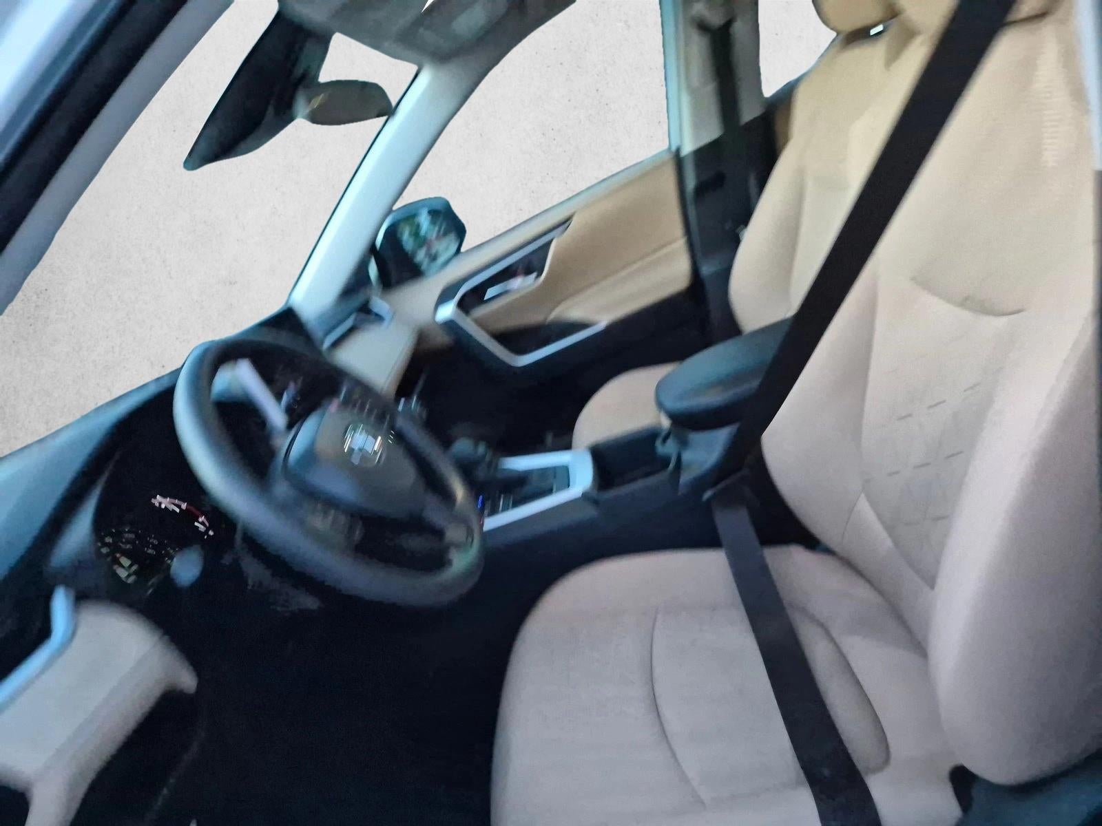 2025 Toyota RAV4 XLE FWD (Natl)