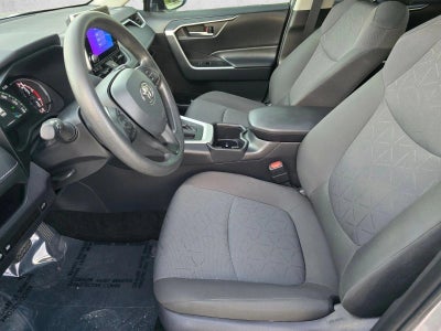 2025 Toyota RAV4 XLE FWD (Natl)