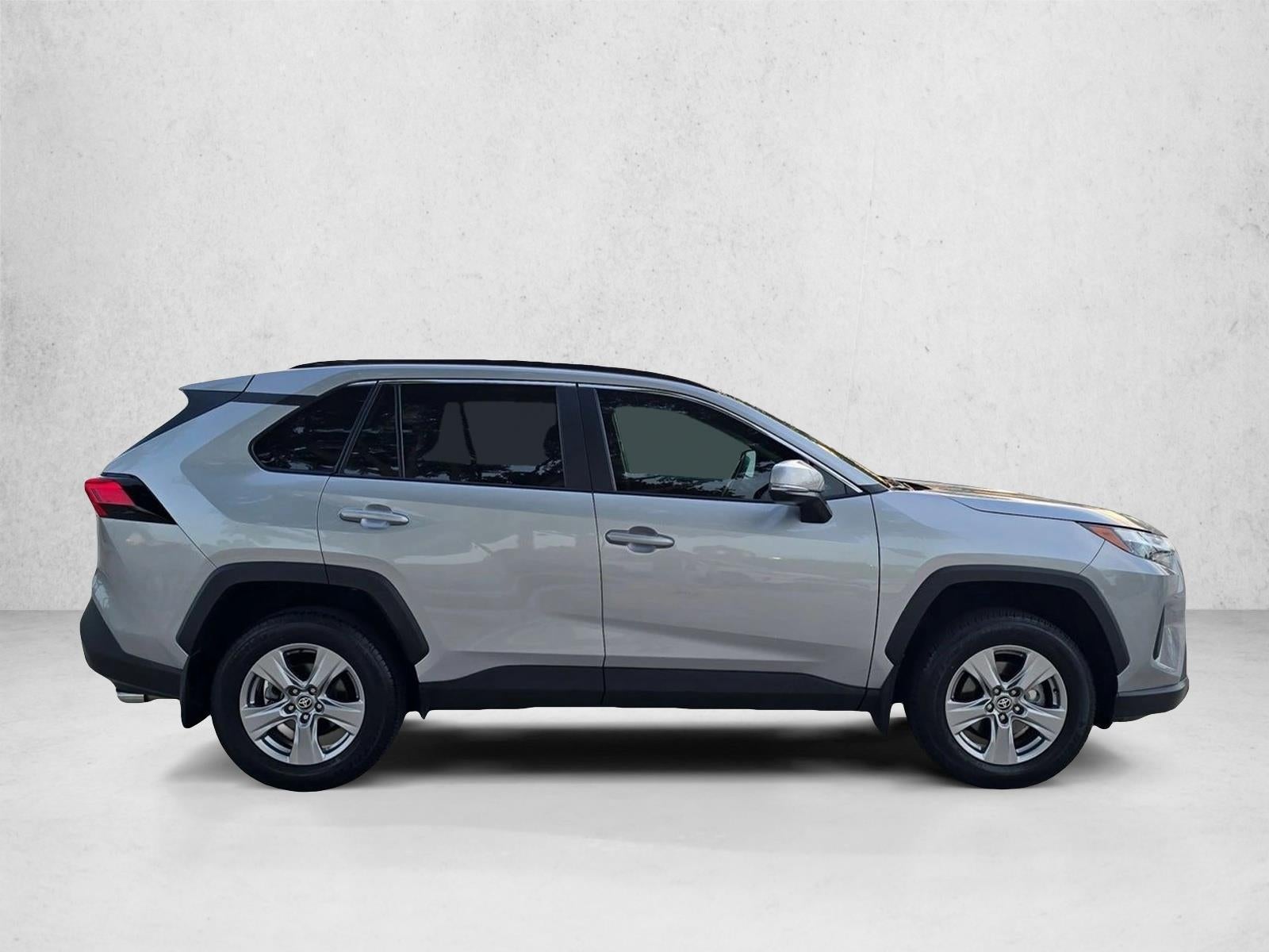 2025 Toyota RAV4 XLE FWD (Natl)