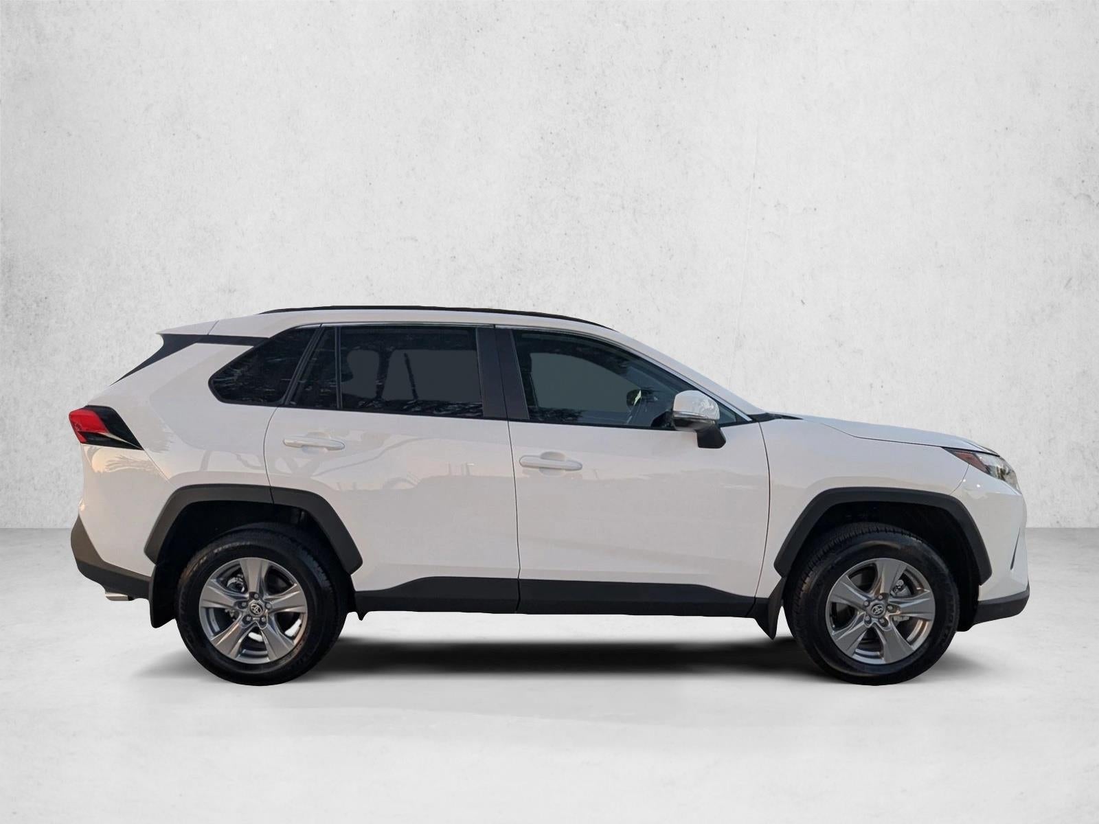 2025 Toyota RAV4 XLE FWD (GS)