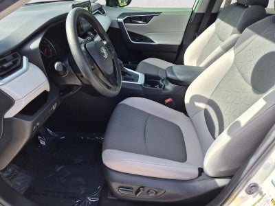 2021 Toyota RAV4 XLE FWD (GS)
