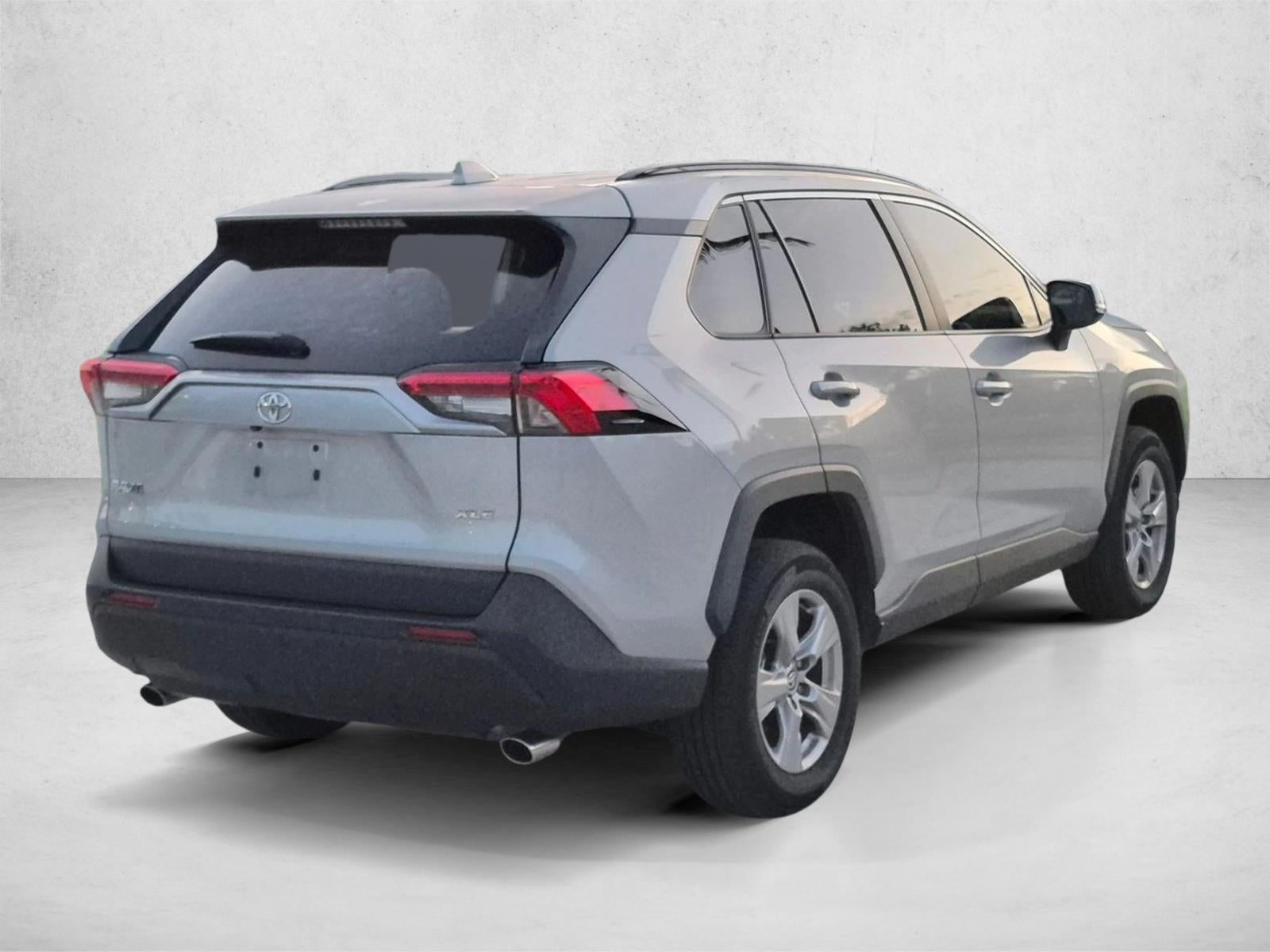2025 Toyota RAV4 XLE FWD (GS)