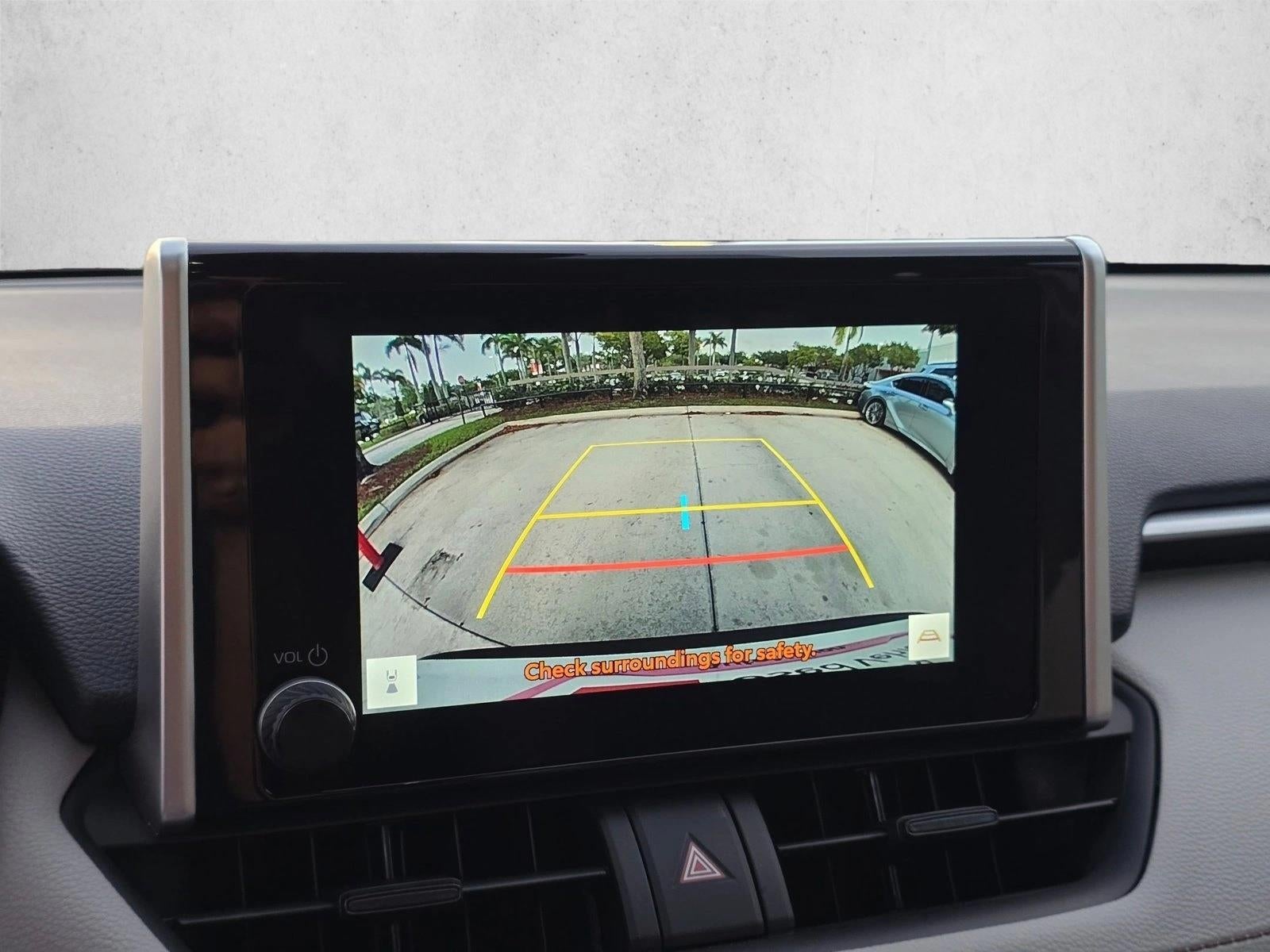 2025 Toyota RAV4 XLE FWD (Natl)