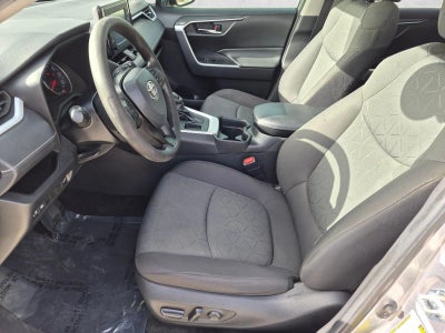 2021 Toyota RAV4 XLE FWD (GS)