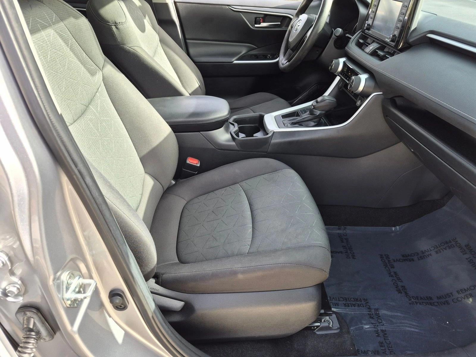 2021 Toyota RAV4 XLE FWD (GS)