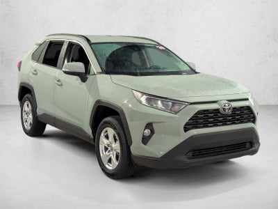 2020 Toyota RAV4 XLE FWD (GS)