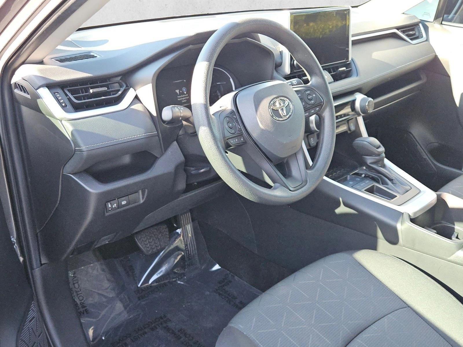 2024 Toyota RAV4 XLE FWD (Natl)