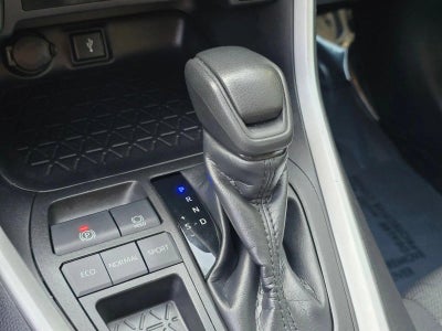 2022 Toyota RAV4 XLE FWD (GS)