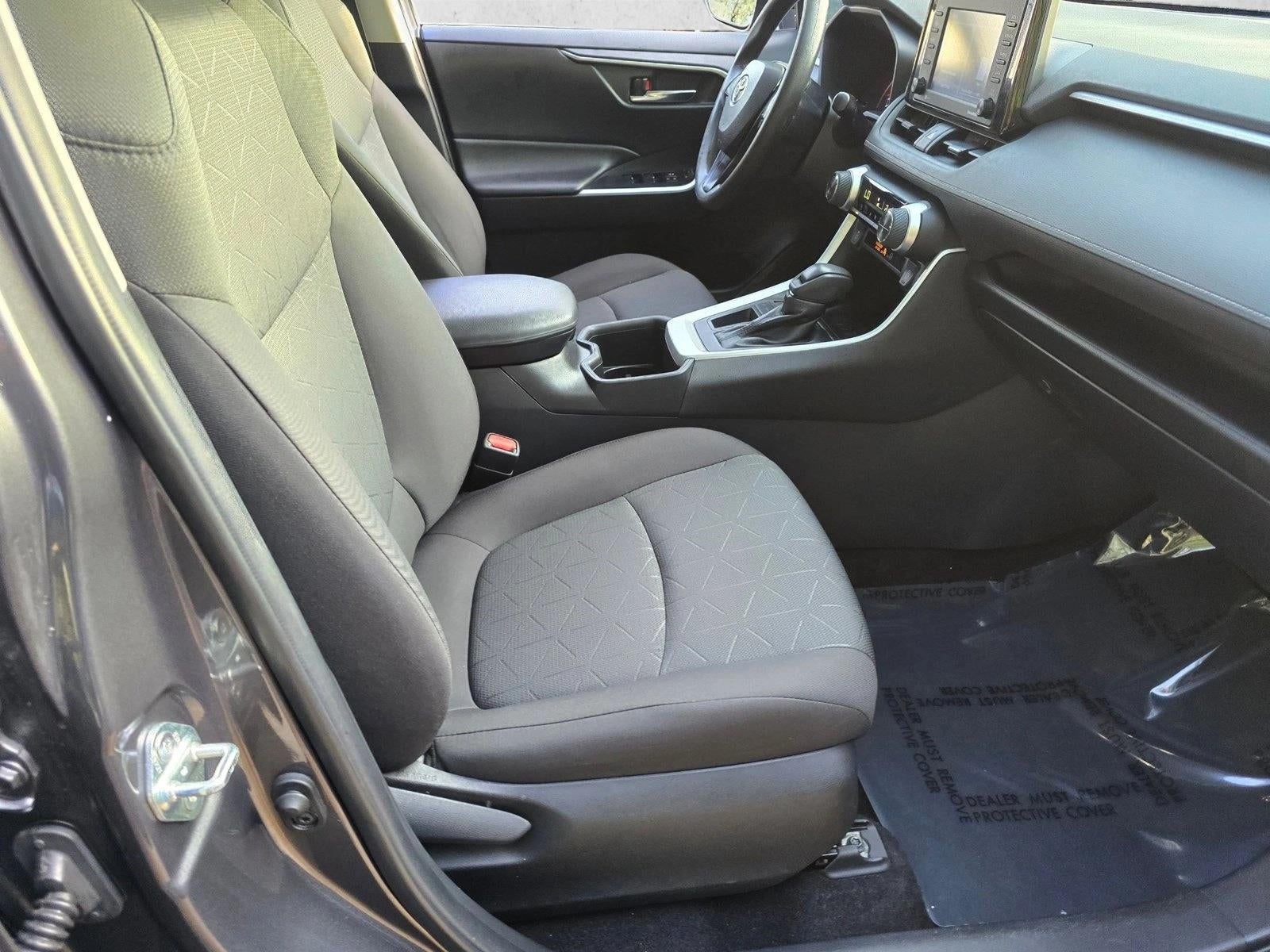 2022 Toyota RAV4 XLE FWD (GS)
