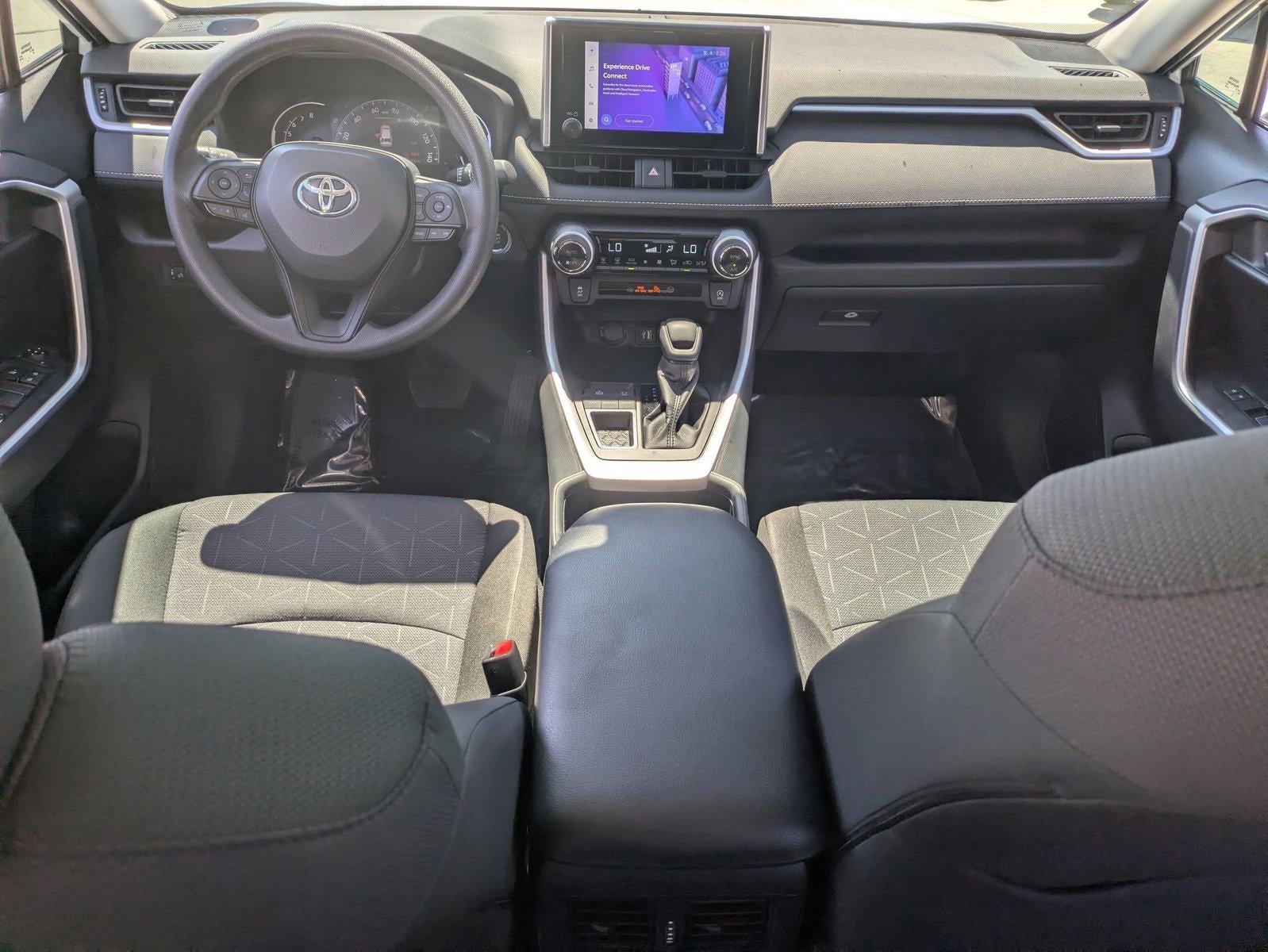 2024 Toyota RAV4 XLE FWD (Natl)
