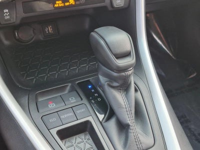 2025 Toyota RAV4 XLE FWD (Natl)