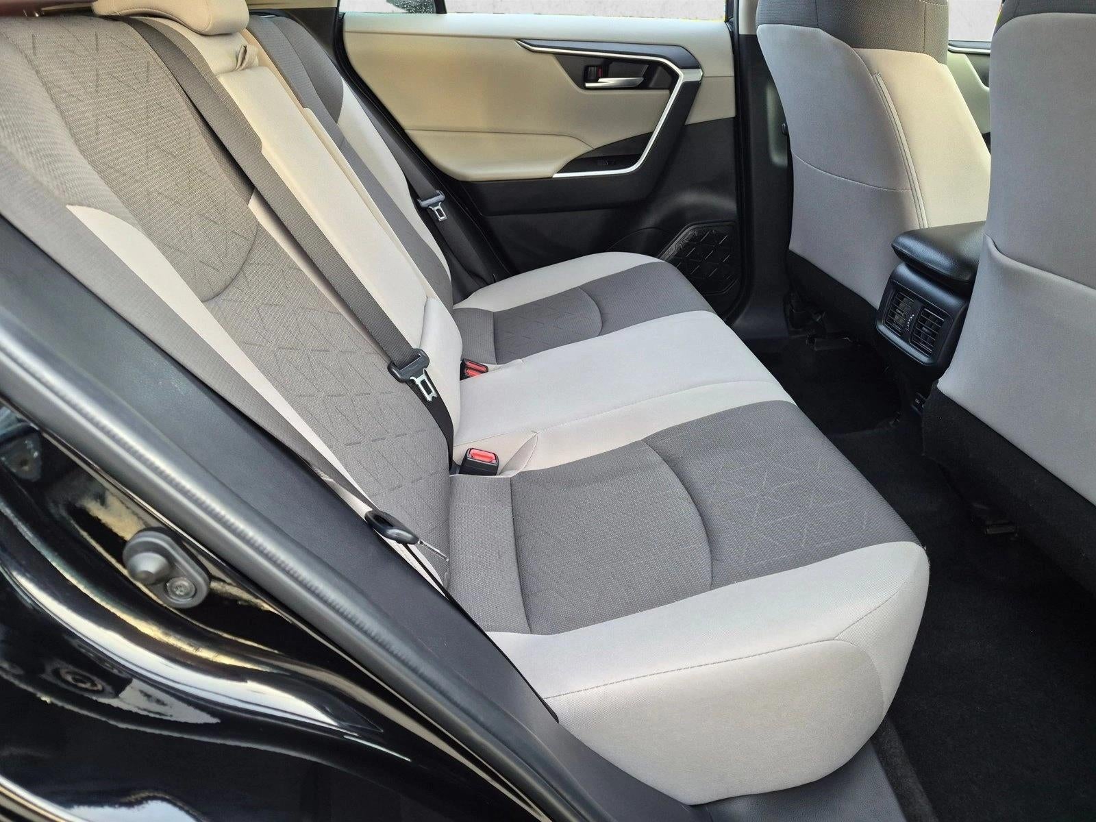 2025 Toyota RAV4 XLE FWD (Natl)