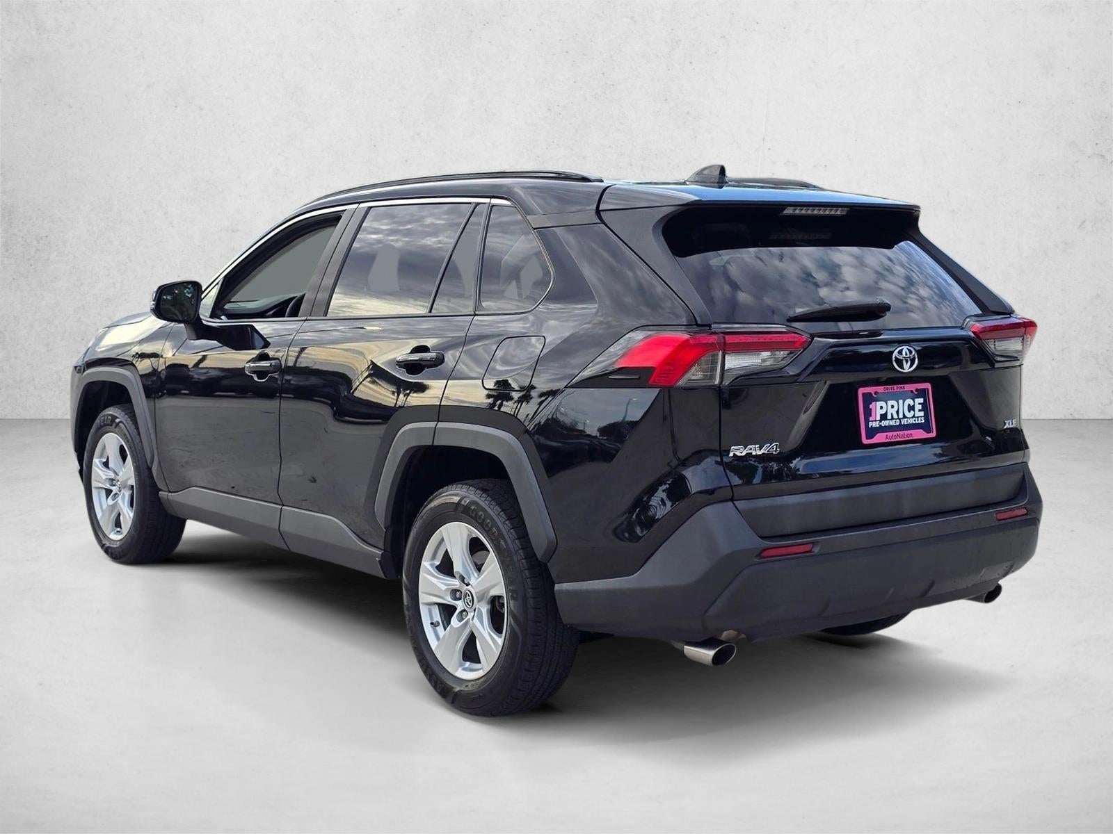 2019 Toyota RAV4 XLE FWD (GS)