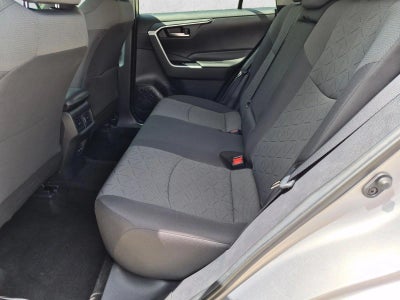 2020 Toyota RAV4 XLE FWD (GS)