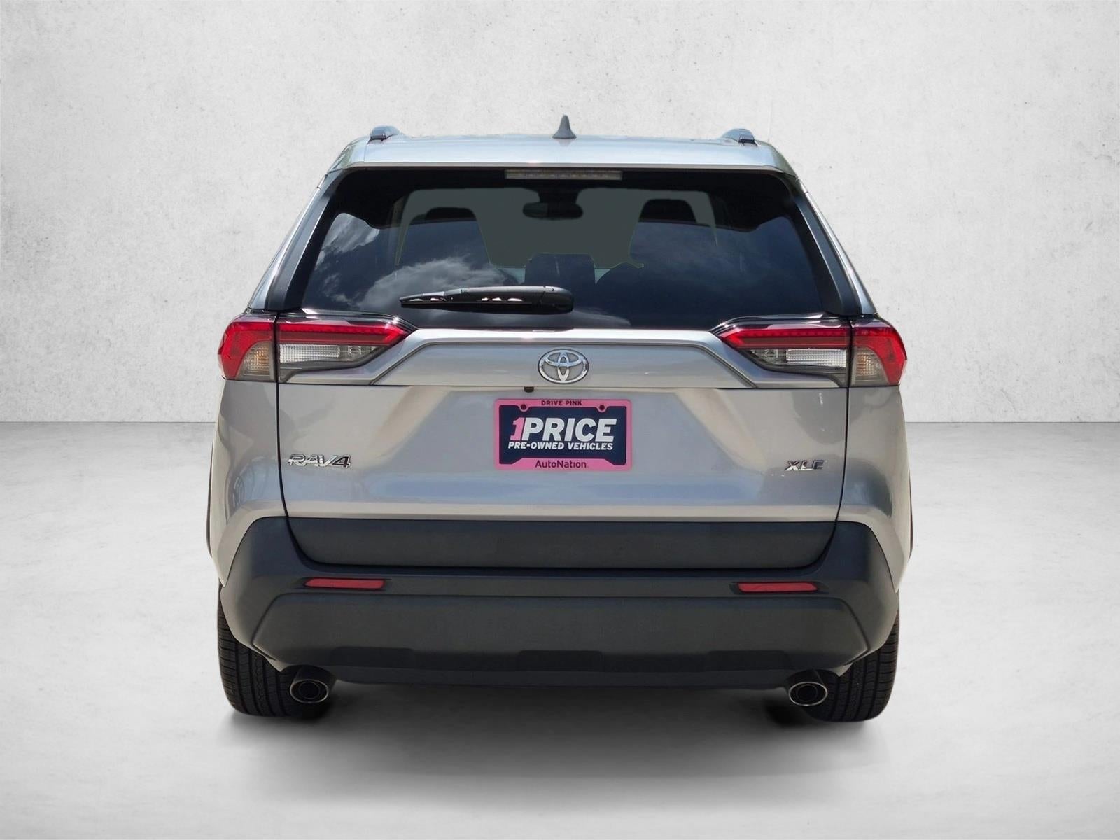 2020 Toyota RAV4 XLE FWD (GS)