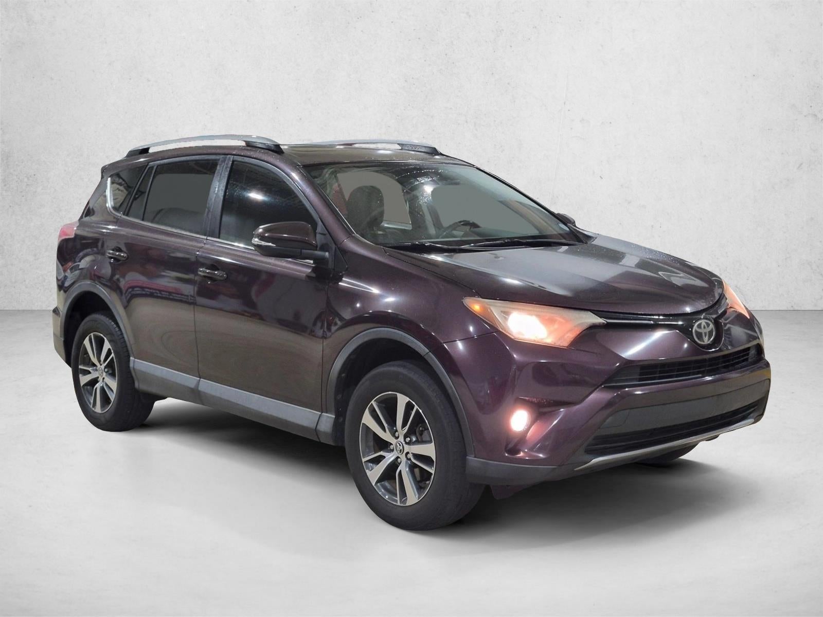 2017 Toyota RAV4 XLE FWD (GS)