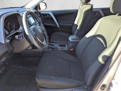 2018 Toyota RAV4 LE FWD (GS)