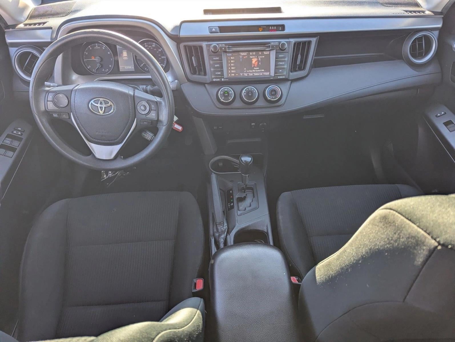 2018 Toyota RAV4 LE FWD (GS)