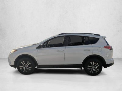 2018 Toyota RAV4 LE FWD (GS)