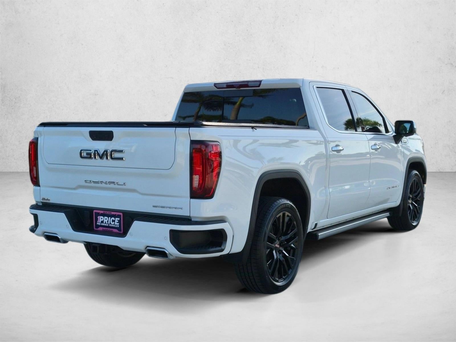 2022 GMC Sierra 1500 Crew Cab Short Box 2-Wheel Drive Denali