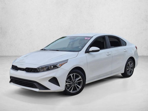 2023 Kia Forte LXS IVT