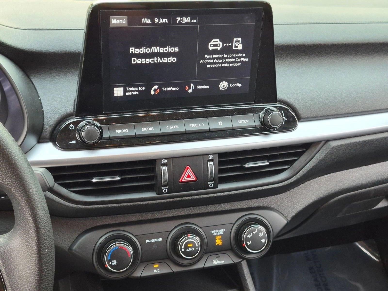 2023 Kia Forte LXS IVT