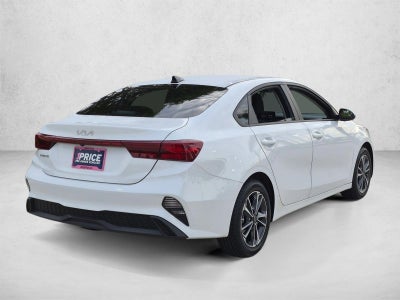 2023 Kia Forte LXS IVT