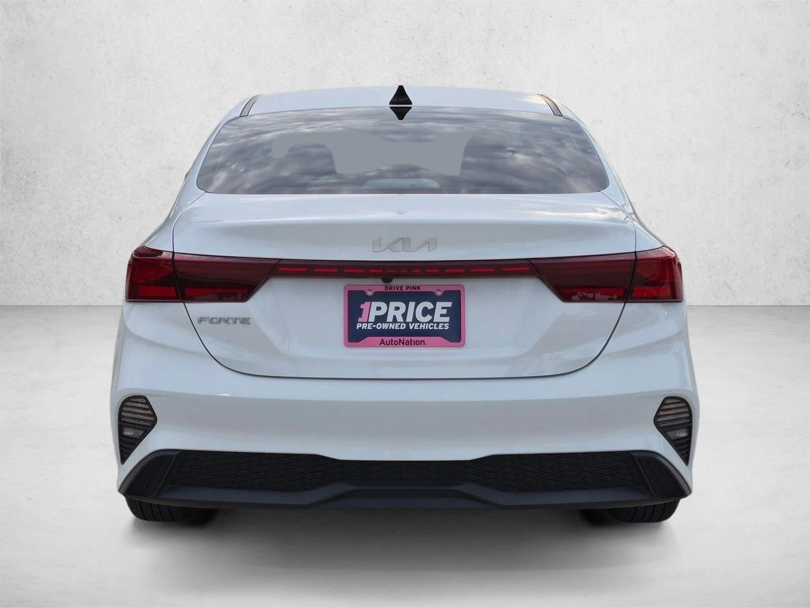 2023 Kia Forte LXS IVT