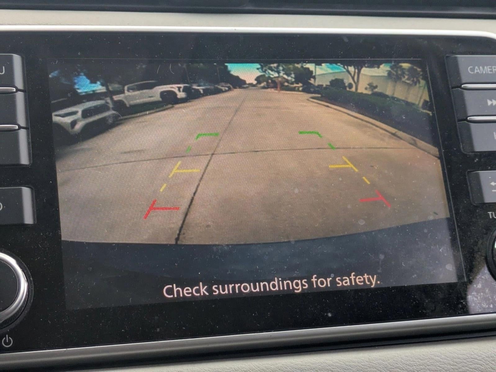 2021 Nissan Versa SV CVT