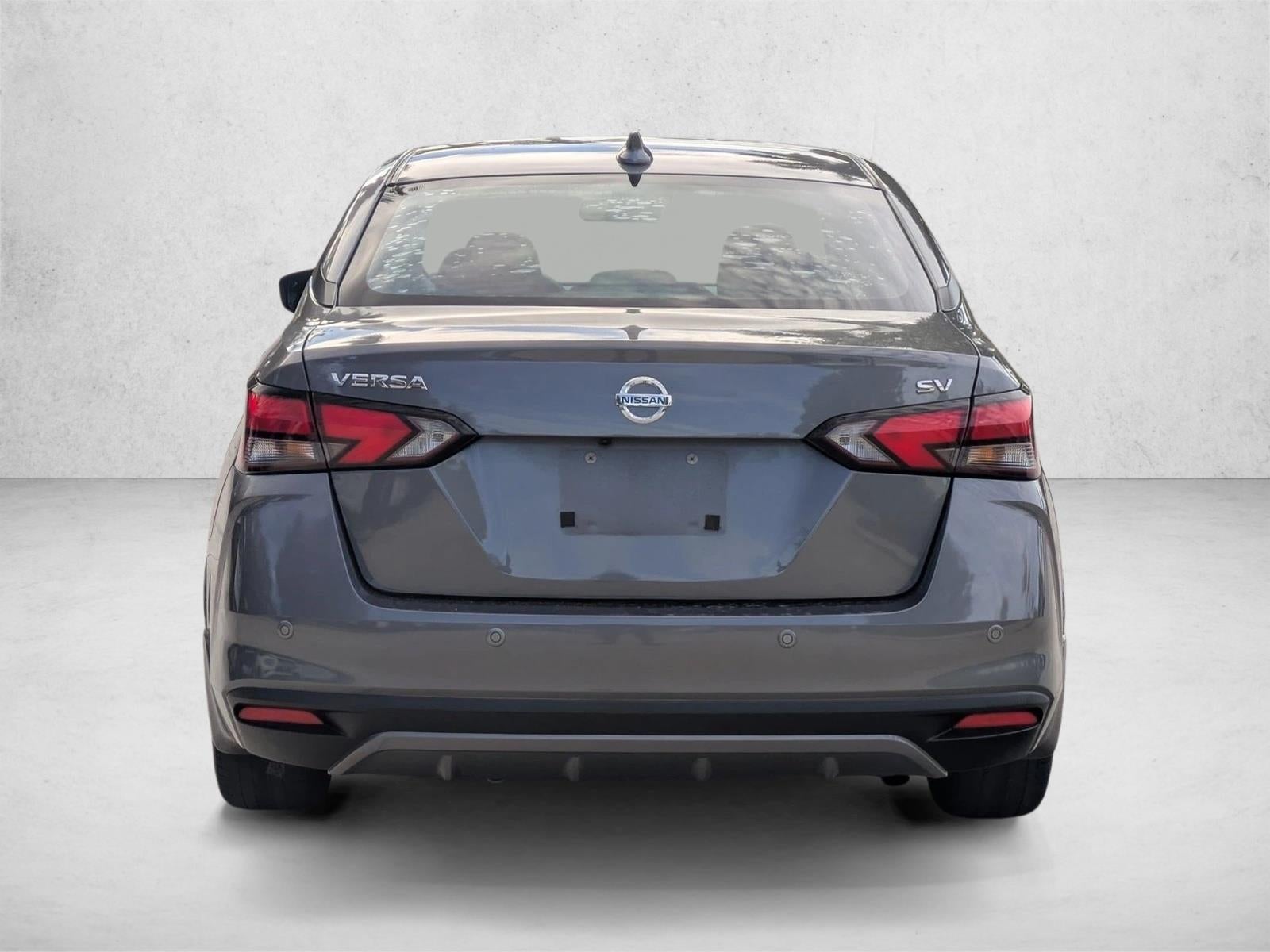 2021 Nissan Versa SV CVT