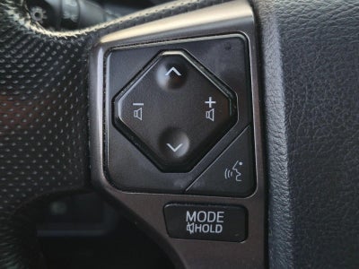 2019 Toyota Tacoma 2WD 2WD TRD Off Road Double Cab 5' Bed V6 AT (Natl)