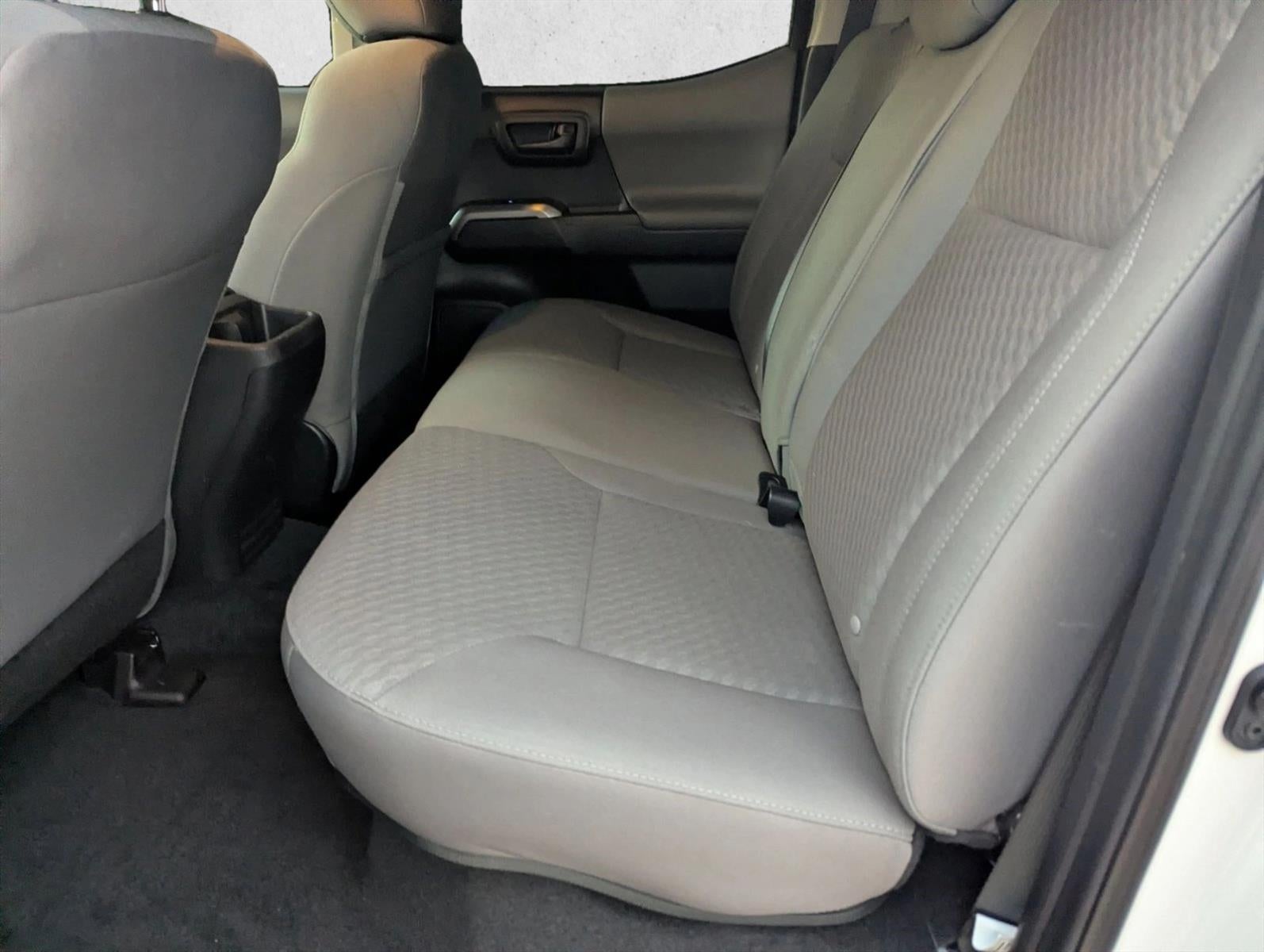 2023 Toyota Tacoma 2WD 2WD SR5 Double Cab 5' Bed V6 AT (GS)