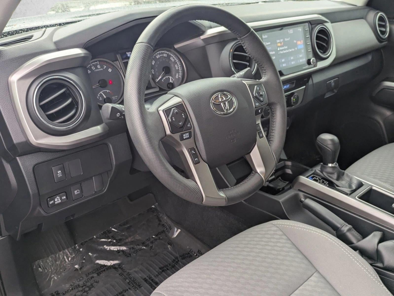 2022 Toyota Tacoma 2WD 2WD SR5 Double Cab 5' Bed V6 AT (GS)