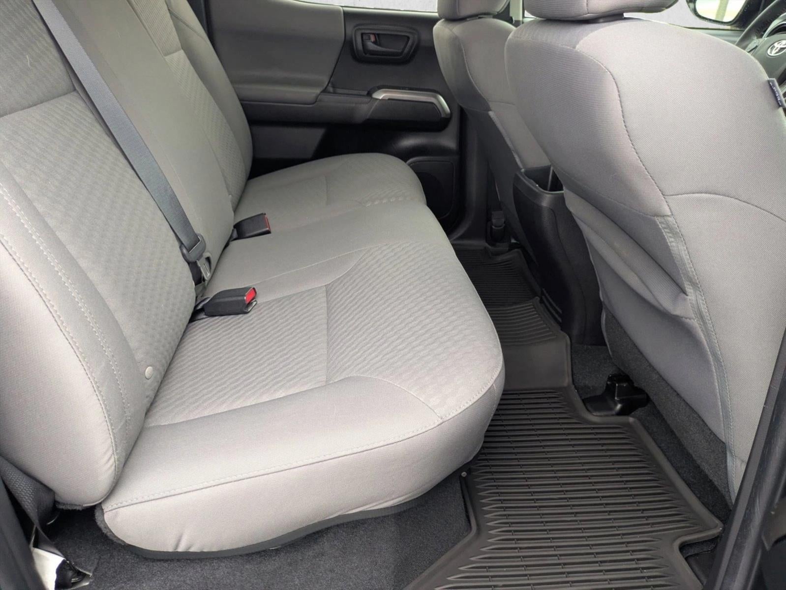 2022 Toyota Tacoma 2WD 2WD SR5 Double Cab 5' Bed V6 AT (GS)