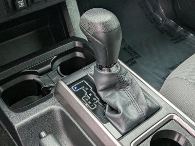 2022 Toyota Tacoma 2WD 2WD SR5 Double Cab 5' Bed V6 AT (GS)