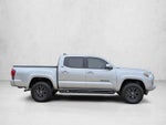 2022 Toyota Tacoma 2WD 2WD SR5 Double Cab 5' Bed V6 AT (GS)