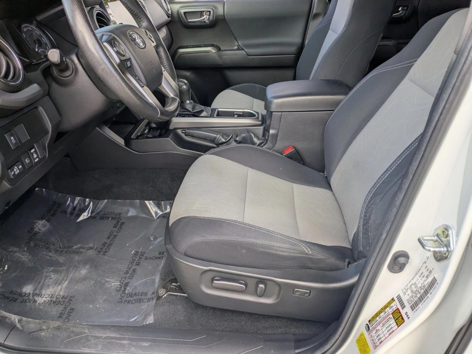 2022 Toyota Tacoma 2WD 2WD TRD Off Road Double Cab 5' Bed V6 AT (Natl)