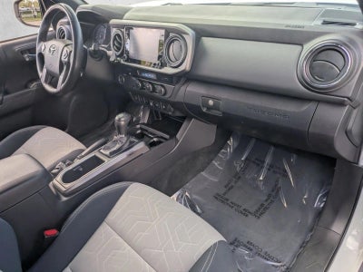 2022 Toyota Tacoma 2WD 2WD TRD Off Road Double Cab 5' Bed V6 AT (Natl)