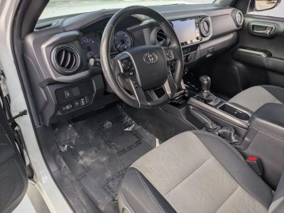 2022 Toyota Tacoma 2WD 2WD TRD Off Road Double Cab 5' Bed V6 AT (Natl)