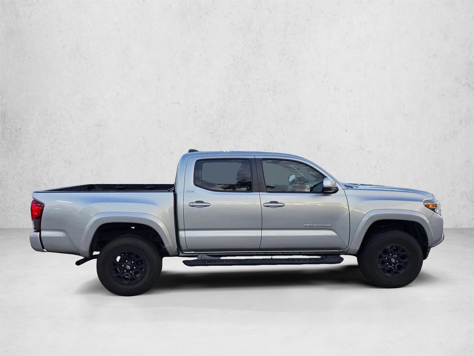 2022 Toyota Tacoma 2WD 2WD SR5 Double Cab 5' Bed V6 AT (GS)