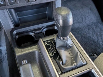 2023 Toyota Tacoma 2WD 2WD SR5 Double Cab 5' Bed V6 AT (GS)