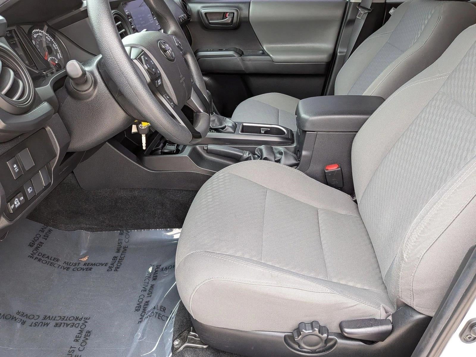 2022 Toyota Tacoma 4WD 4WD SR Double Cab 5' Bed V6 AT (Natl)